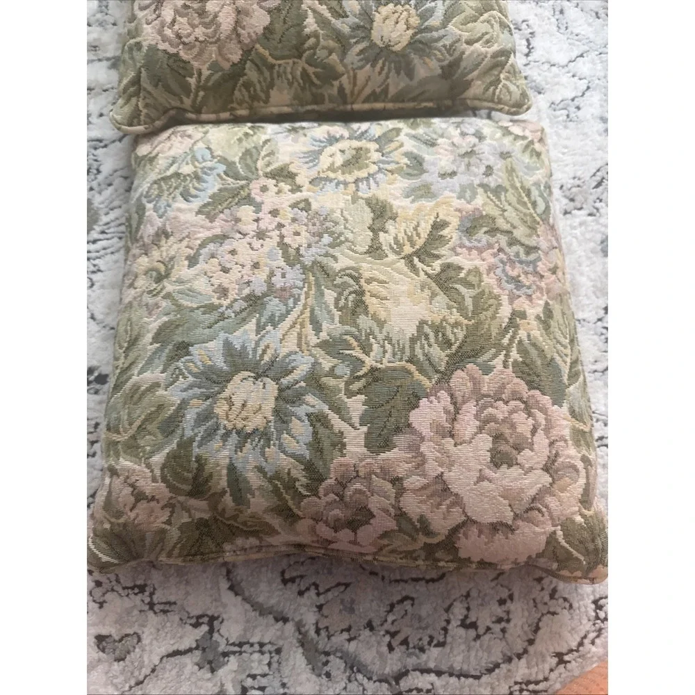 2 Vintage Tapestry Rose Floral Decorative Pillows Cottage Grandma Core 16 X 16